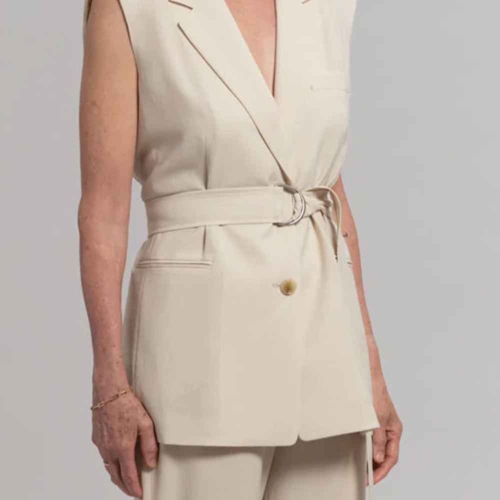 NWT The Frankie Shop HANI BELTED VEST - BEIGE XS/S